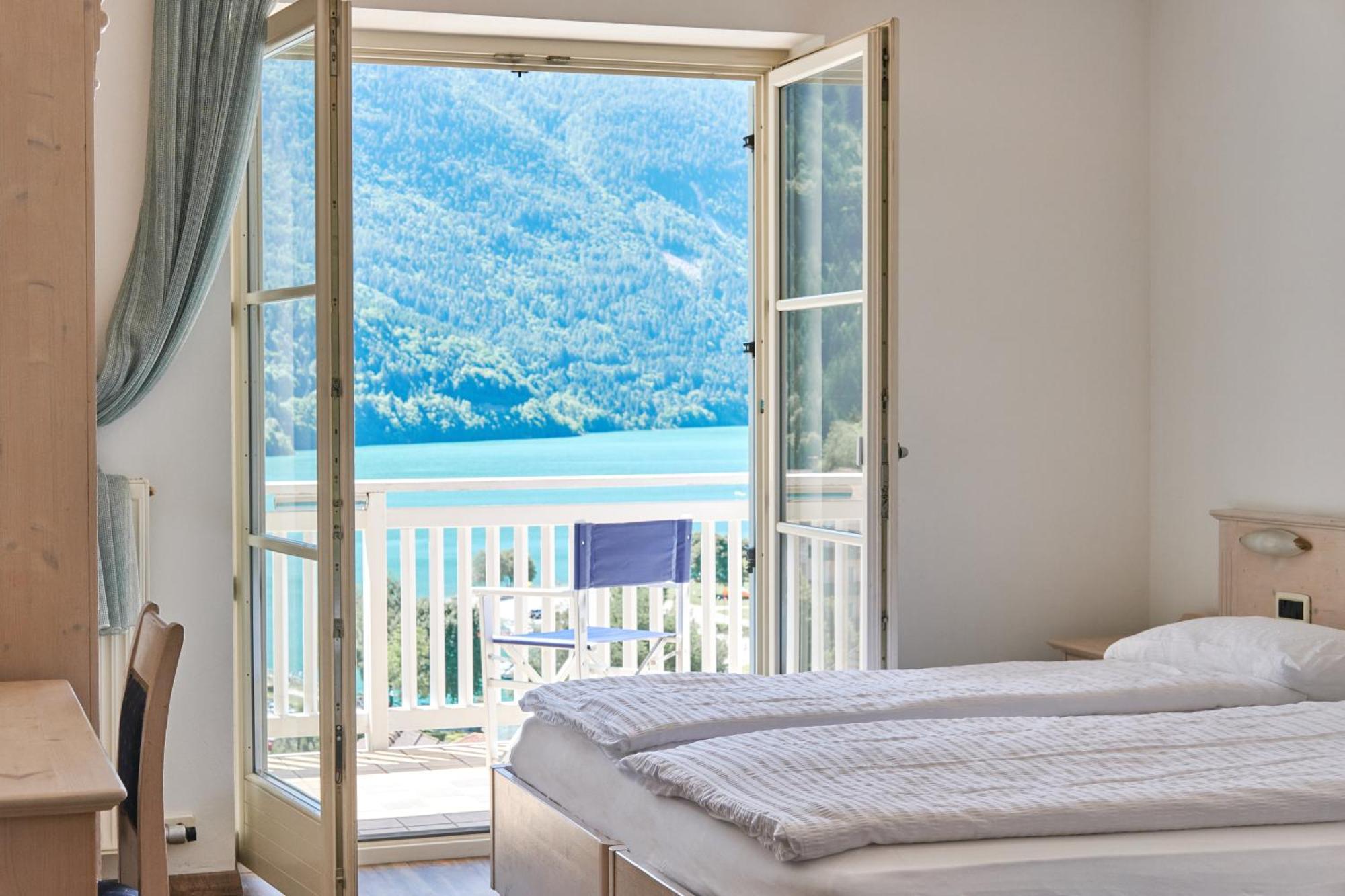 Hotel Europa Molveno Exteriör bild